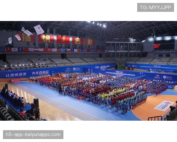 俱乐部与国内外科技企业合作发布青少年运动专项装备，青少年运动训练中心